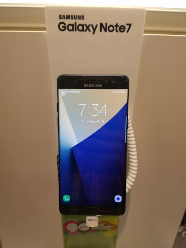 Cell Phone Store «Verizon», reviews and photos, 15617 WC Commons Way, Midlothian, VA 23113, USA