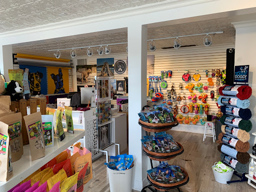 Pet Supply Store «Diggidy Dog», reviews and photos, Ocean Ave & Monte Verde St, Carmel-By-The-Sea, CA 93923, USA