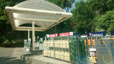 Intermarché station-service Roquefort Les Pins à Roquefort-les-Pins