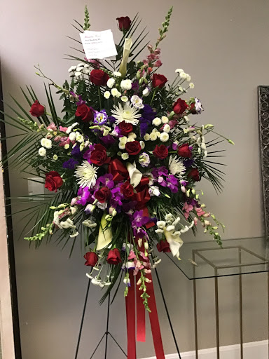 Florist «Blossoms Florist», reviews and photos, 8711 Reading Rd, Cincinnati, OH 45215, USA