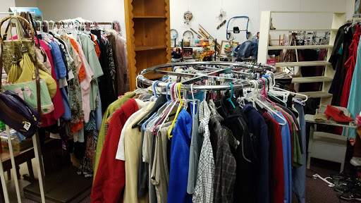 Thrift Store «Lucky Dog Thrift», reviews and photos, 158 E Main St, New Holland, PA 17557, USA