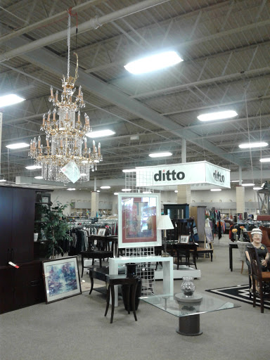 Thrift Store «Ditto Upscale Resale», reviews and photos, 571 E 8th St, Holland, MI 49423, USA