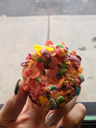 Coffee Shop «Glaze Donuts», reviews and photos, 358 River Rd, New Milford, NJ 07646, USA