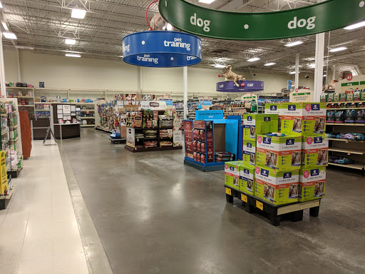 Pet Supply Store «PetSmart», reviews and photos, 1100 W 78th St, Richfield, MN 55423, USA