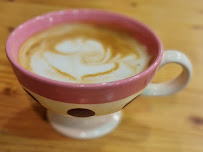 Cappuccino du Restaurant brunch Slake Coffee I Annecy - n°8