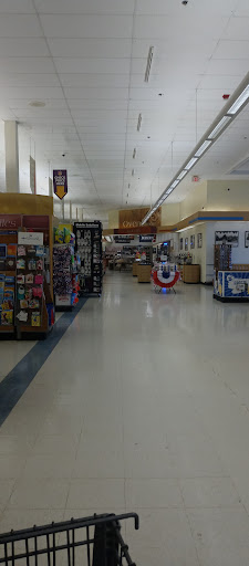 Grocery Store «Stop & Shop», reviews and photos, New State Highway New State Hwy, Raynham, MA 02767, USA