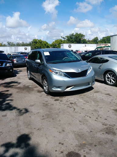Used Car Dealer «Auto Temp Leasing Inc», reviews and photos, 9240 NW 7th Ave # 2, Miami, FL 33150, USA