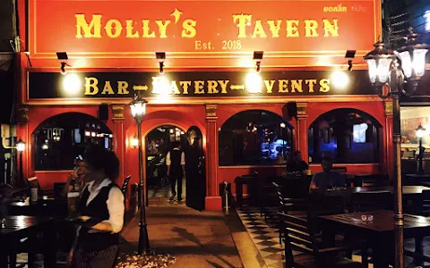 Molly’s Tavern Irish Bar & Restaurant image