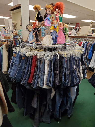 Thrift Store «Life Center Thriftshop», reviews and photos, 6331 6th Ave, Tacoma, WA 98406, USA