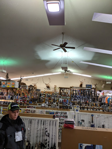 Outdoor Sports Store «D&R Sports Center», reviews and photos, 8178 W Main St, Kalamazoo, MI 49009, USA