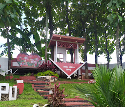 Warung Merah Putih photo
