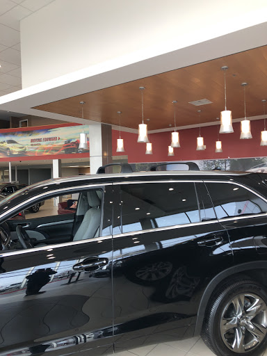 Car Dealer «Colonial Toyota», reviews and photos, 550 George Washington Hwy, Smithfield, RI 02917, USA