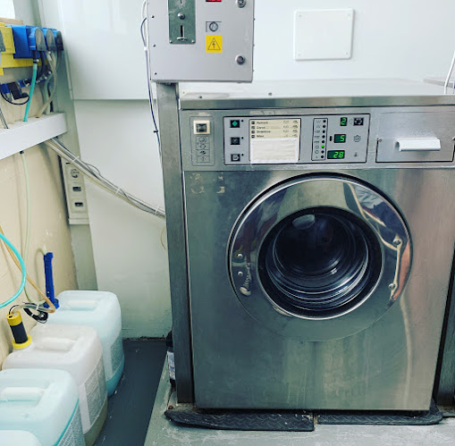 Avaliações doCoin Operated Laundromat em Lagos - Lavandería