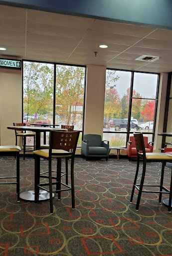 Movie Theater «Bangor Mall Cinemas 10», reviews and photos, 557 Stillwater Ave, Bangor, ME 04401, USA