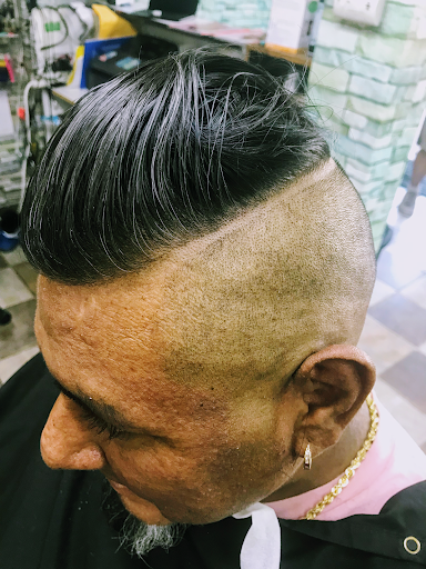 Barber Shop «New York Barber Shop», reviews and photos, 87 N Beverwyck Rd # B, Lake Hiawatha, NJ 07034, USA