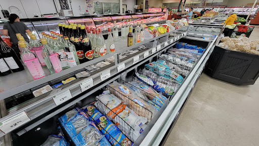 Shopping Mall «Fubonn Shopping Center», reviews and photos, 2850 SE 82nd Ave #80, Portland, OR 97266, USA