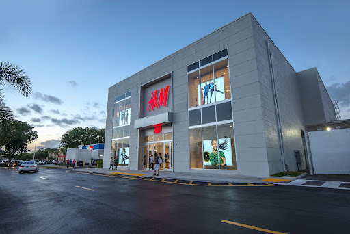 Shopping Mall «Westland Mall», reviews and photos, 1675 W 49th St, Hialeah, FL 33012, USA