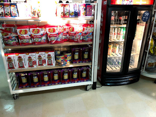 Shopping Mall «Twin City Plaza», reviews and photos, 14 McGrath Hwy, Somerville, MA 02143, USA