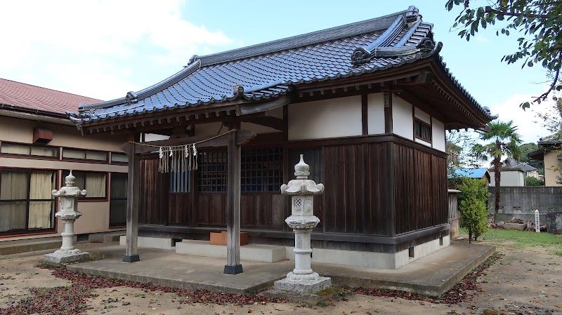 諏訪神社