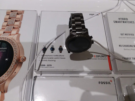 Movie Theater «Regal Cinemas Colonie Center 13 & RPX», reviews and photos, 131 Colonie Center, Albany, NY 12205, USA