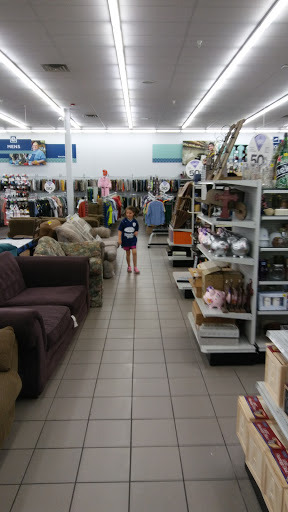 Thrift Store «Green Bay West Goodwill Retail Store & Training Center», reviews and photos