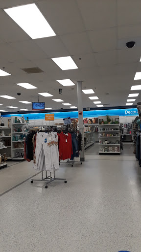 Clothing Store «Ross Dress for Less», reviews and photos, 1140 Bullsboro Dr, Newnan, GA 30265, USA