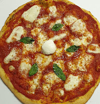 Plats et boissons du Pizzeria Domino's Pizza Pontivy - n°4