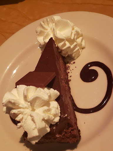 Restaurant «The Cheesecake Factory», reviews and photos, 2075 North Point Cir, Alpharetta, GA 30022, USA