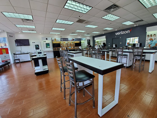 Cell Phone Store «Verizon Wireless», reviews and photos, 420 Montauk Hwy, West Islip, NY 11795, USA