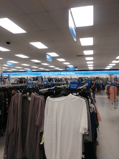 Clothing Store «Ross Dress for Less», reviews and photos, 1003 Harley Strickland Blvd, Orange City, FL 32763, USA