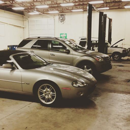 Auto Repair Shop «Kings Cross Automotive - Independent Jaguar & Land Rover Service», reviews and photos, 315 E Reserve St, Vancouver, WA 98661, USA