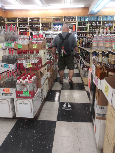 Liquor Store «North End Wine & Liquor Store», reviews and photos, 2509 Webster Ave, Bronx, NY 10458, USA