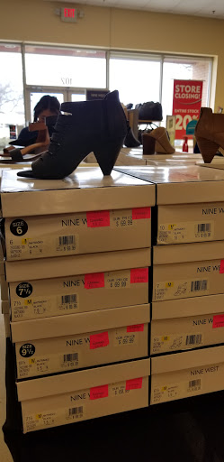 Shoe Store «Shoe Carnival», reviews and photos, 2325 S Stemmons Fwy, Lewisville, TX 75067, USA