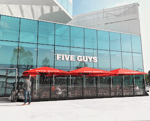 Photo n°91 de Five Guys à Lieusaint ()