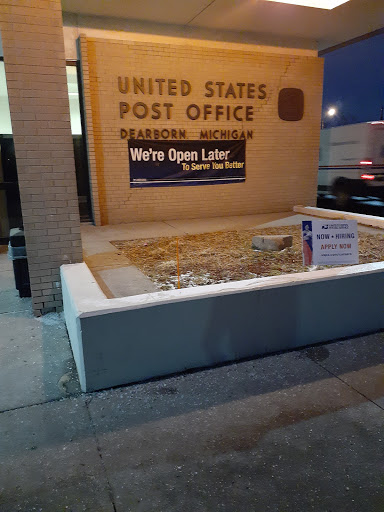Post Office «United States Postal Service», reviews and photos, 3800 Greenfield Rd, Dearborn, MI 48120, USA