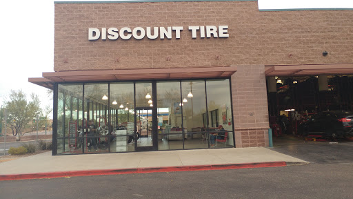 Tire Shop «Discount Tire Store - Anthem, AZ», reviews and photos, 42425 N Vision Way, Anthem, AZ 85086, USA