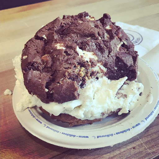 Cookie Shop «Insomnia Cookies», reviews and photos, 412 Broadway N, Fargo, ND 58102, USA