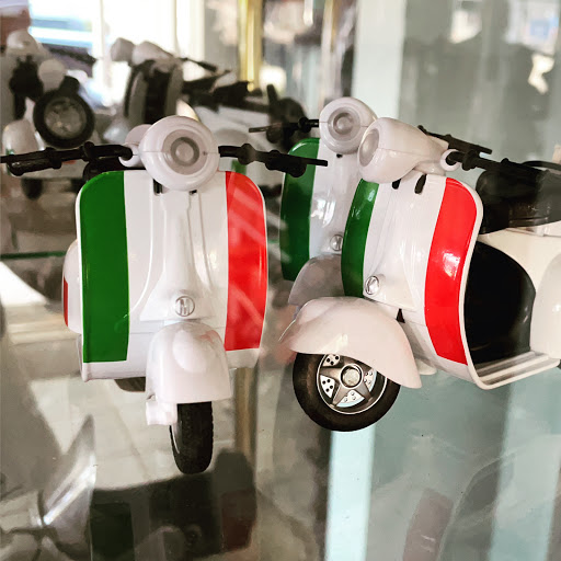 Scooter Rental Service «Vespa Clearwater», reviews and photos, 614 S Missouri Ave, Clearwater, FL 33756, USA