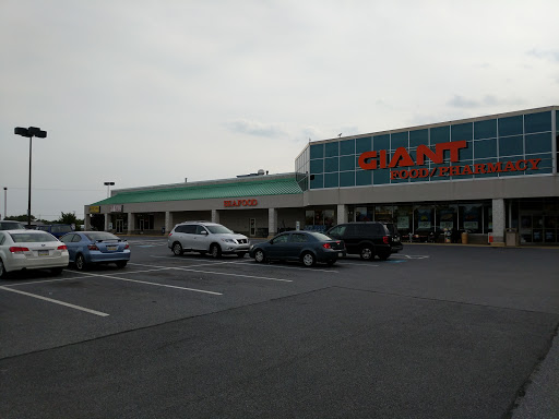 Grocery Store «Giant Food Stores», reviews and photos, 10 Newport Rd, Leola, PA 17540, USA