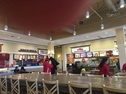 Outlet Mall «Tanger Outlet Riverhead», reviews and photos, 200 Tanger Mall Dr, Riverhead, NY 11901, USA