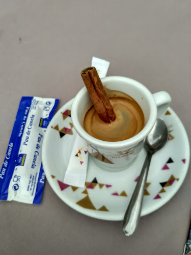 Avaliações doGelataria Pinguim - Santo Tirso em Santo Tirso - Cafeteria