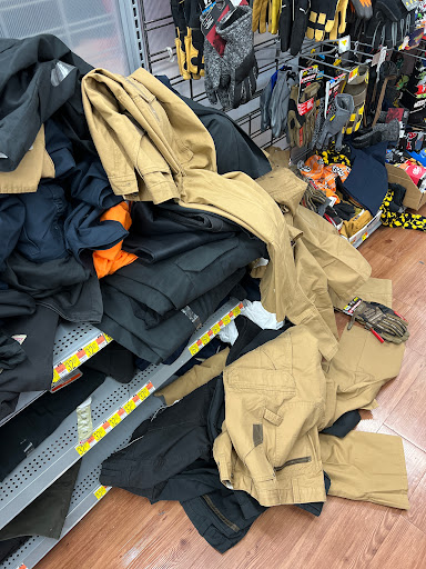 Discount Store «Walmart», reviews and photos, 50 N MacDade Blvd, Glenolden, PA 19036, USA