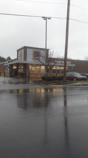 Supermarket «ALDI», reviews and photos, 111 Woodland Terrace E, Oak Ridge, TN 37830, USA