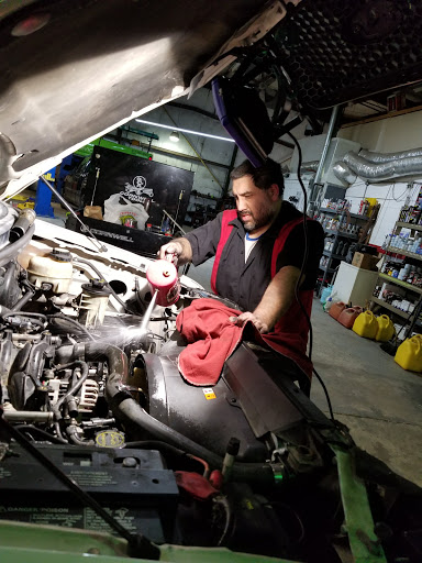 Mechanic «T-N-T Automotive Repair», reviews and photos, 6733 Baker Blvd C, Richland Hills, TX 76118, USA
