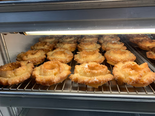 Donut Shop «Donuts Plus», reviews and photos, 1790 Erringer Rd, Simi Valley, CA 93065, USA