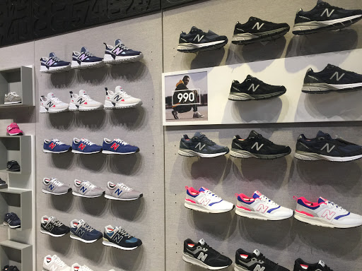 Shoe Store «New Balance», reviews and photos, 583 Boylston St, Boston, MA 02116, USA