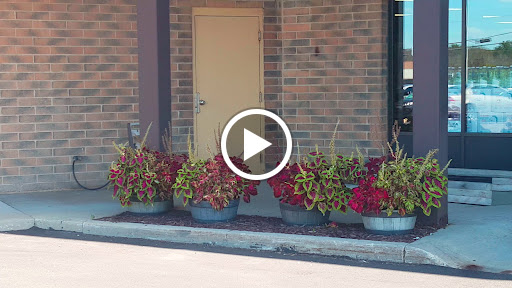 Natural Foods Store «Health Hut Natural Foods», reviews and photos, 19035 W Bluemound Rd, Brookfield, WI 53045, USA