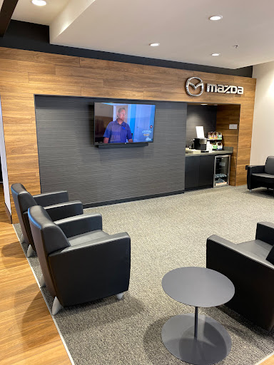 Mazda Dealer «Mazda of Manchester», reviews and photos, 80 Oakland St, Manchester, CT 06042, USA