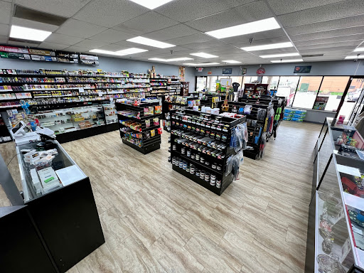 Tobacco Shop «Smoke Hut Smoke Shop», reviews and photos, 11902 Blue Ridge Boulevard g, Grandview, MO 64030, USA