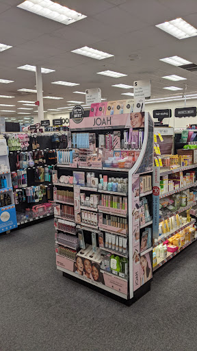 Drug Store «CVS», reviews and photos, 1320 Parkway Ave, Ewing Township, NJ 08628, USA